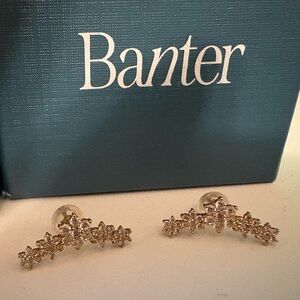 Banter 10k Gold w/cz Crawler Earrings